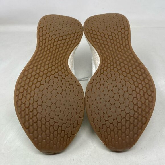 New Balance® Fresh Foam Roav Women's Running ... Color: Paper White Gum Size: 9 - Picture 6 of 8